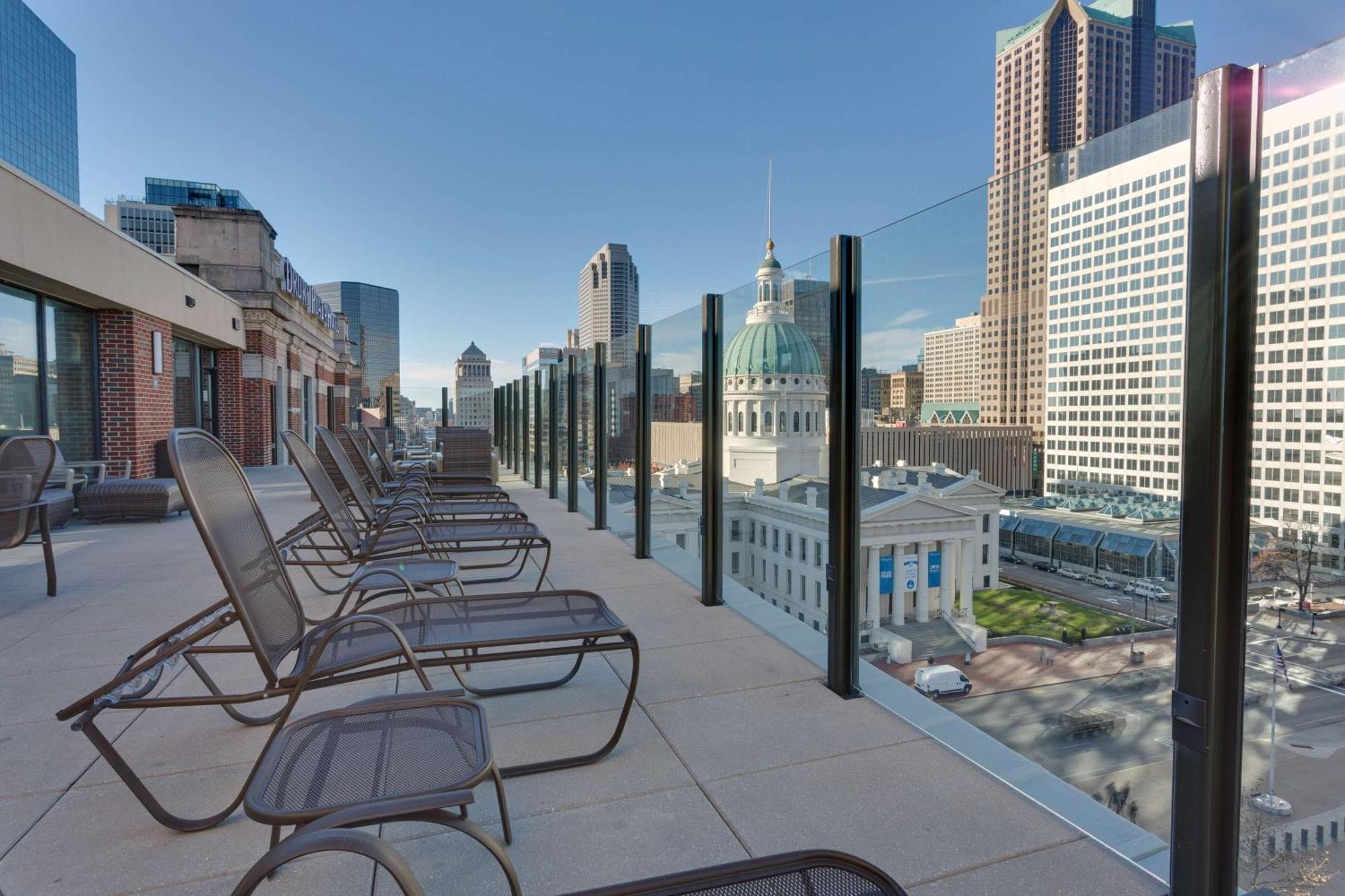 Drury Plaza St. Louis At The Arch Hotel Exterior photo