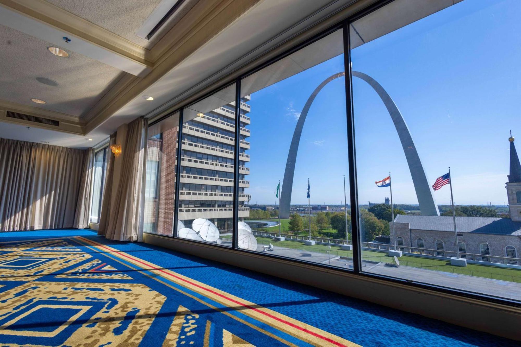 Drury Plaza St. Louis At The Arch Hotel Exterior photo